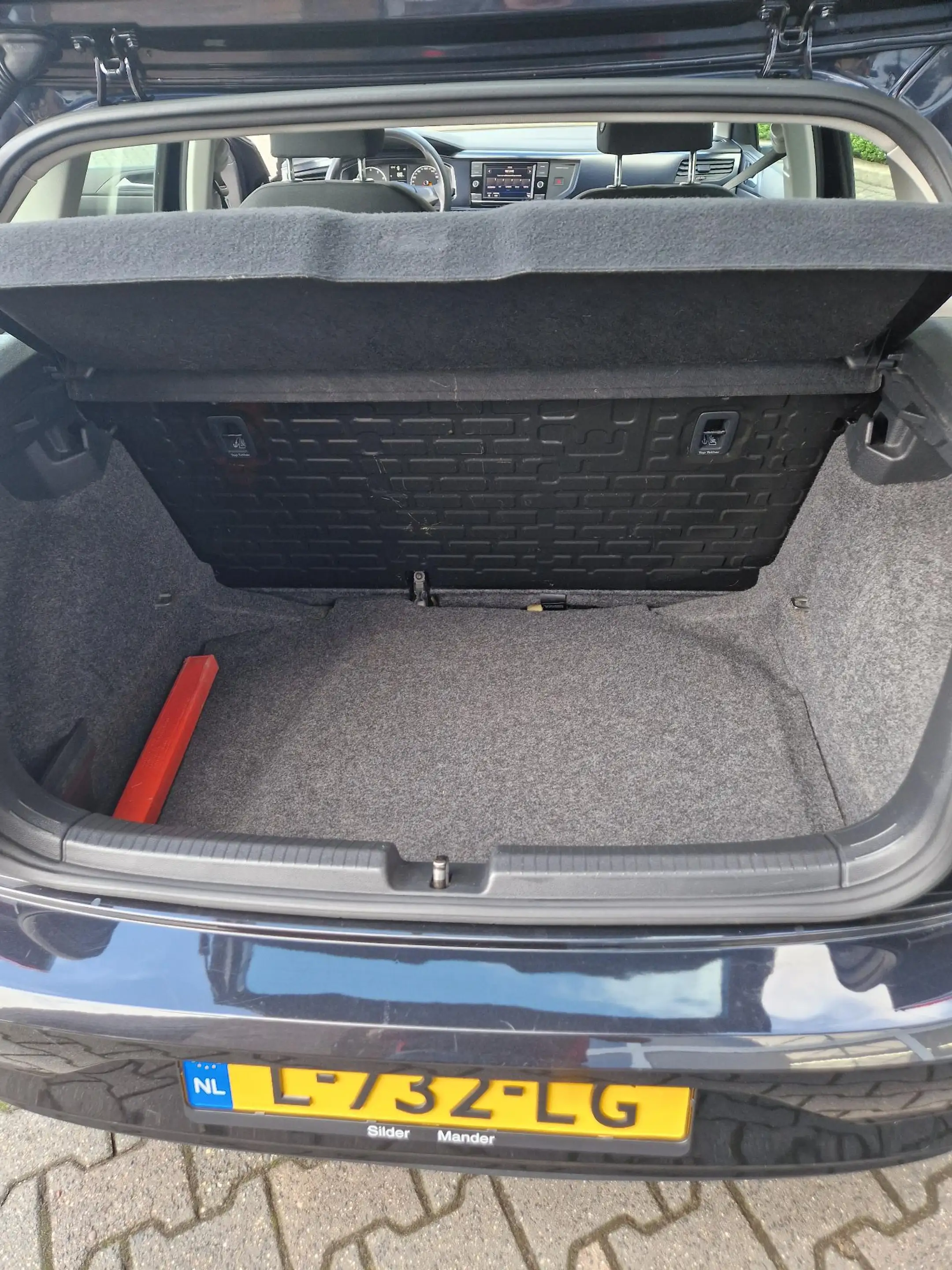 Volkswagen Polo 1.0 MPI Beats — photo 12