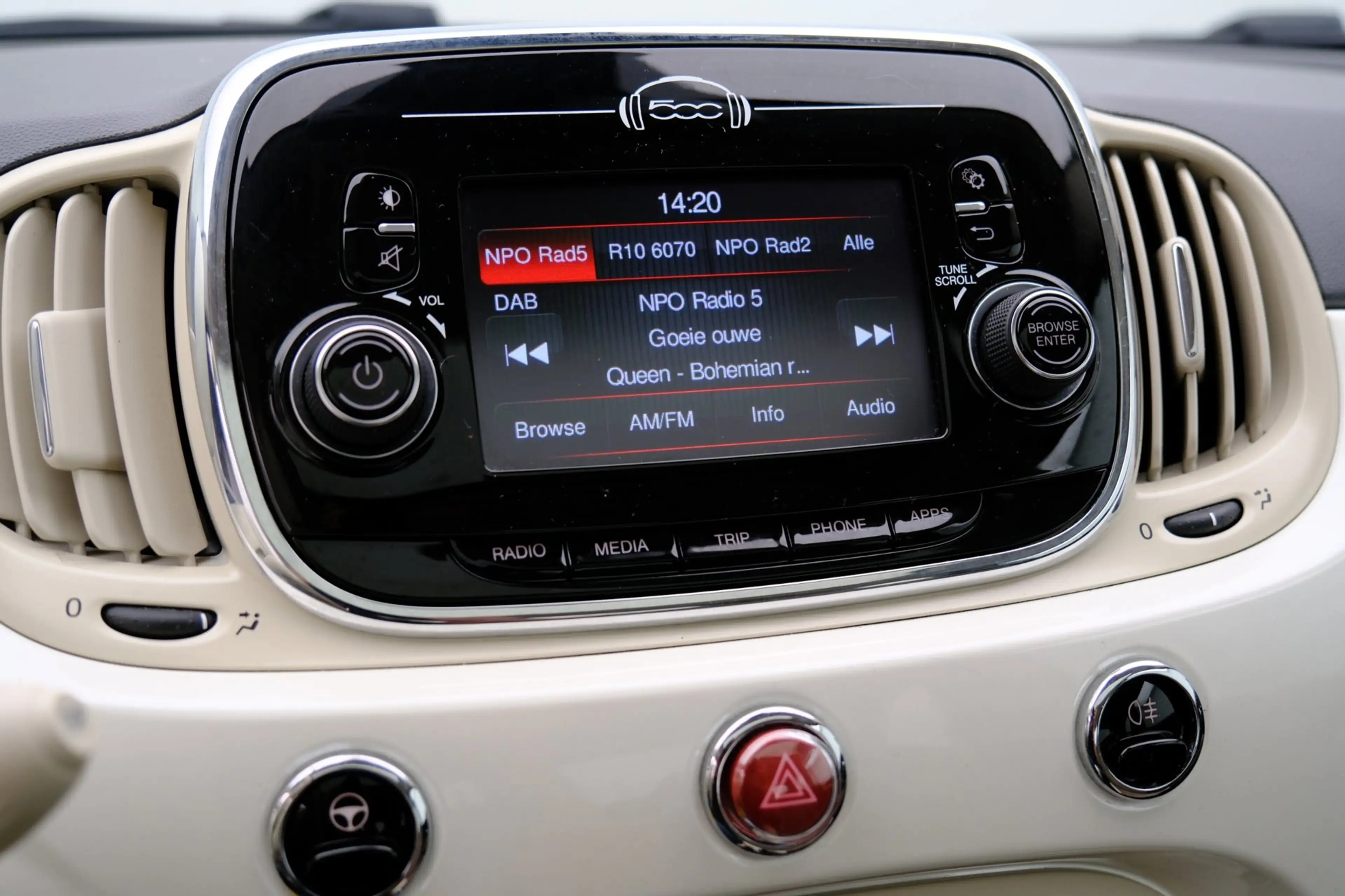 Fiat 500 1.2 Lounge Pano|Leder|Xenon|Clima|LMV — photo 15