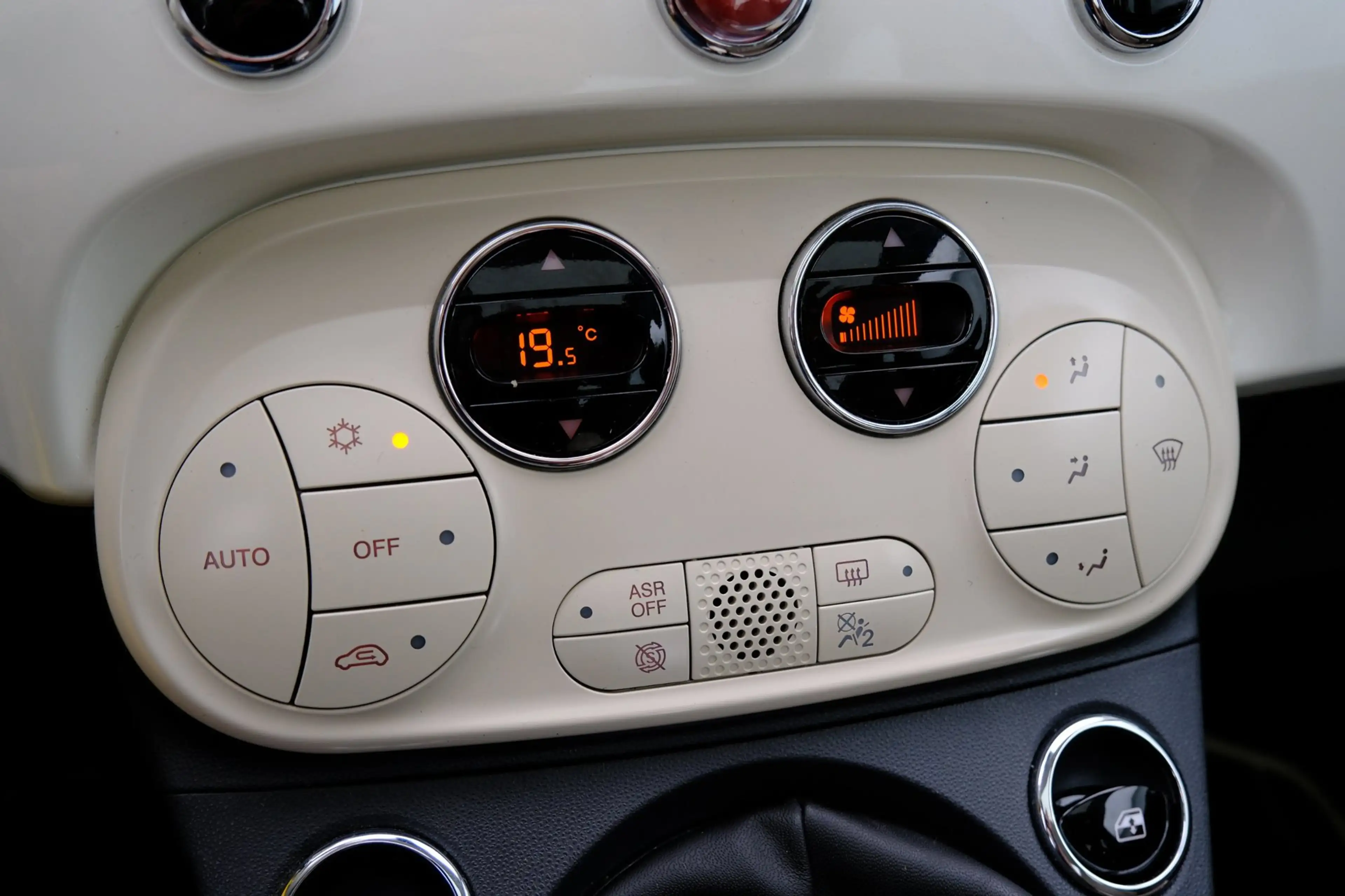 Fiat 500 1.2 Lounge Pano|Leder|Xenon|Clima|LMV — photo 13