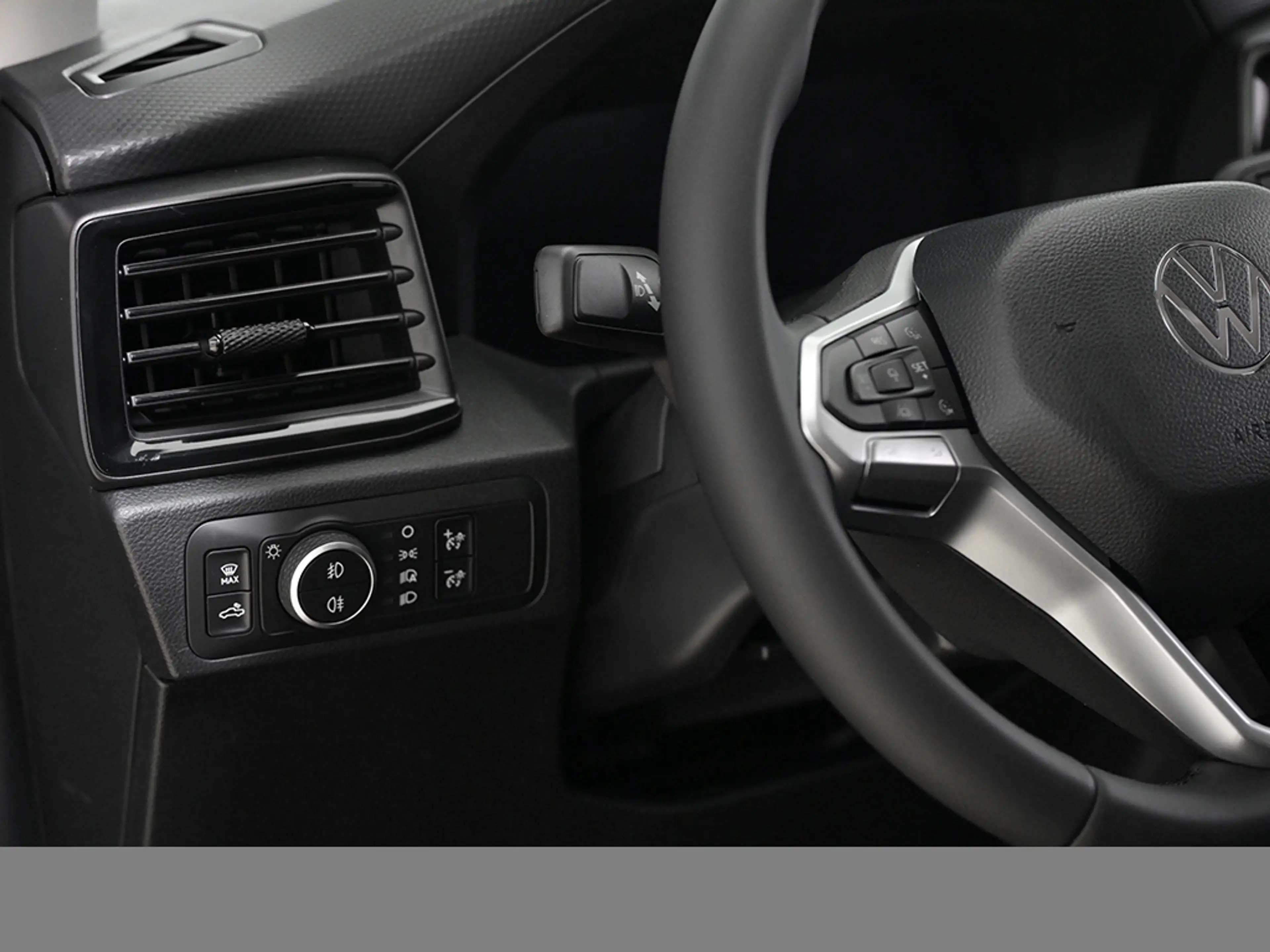 Volkswagen Amarok 2.0 LIFE 4MOTION AHK NAVI MATRIXLED CAM — photo 9