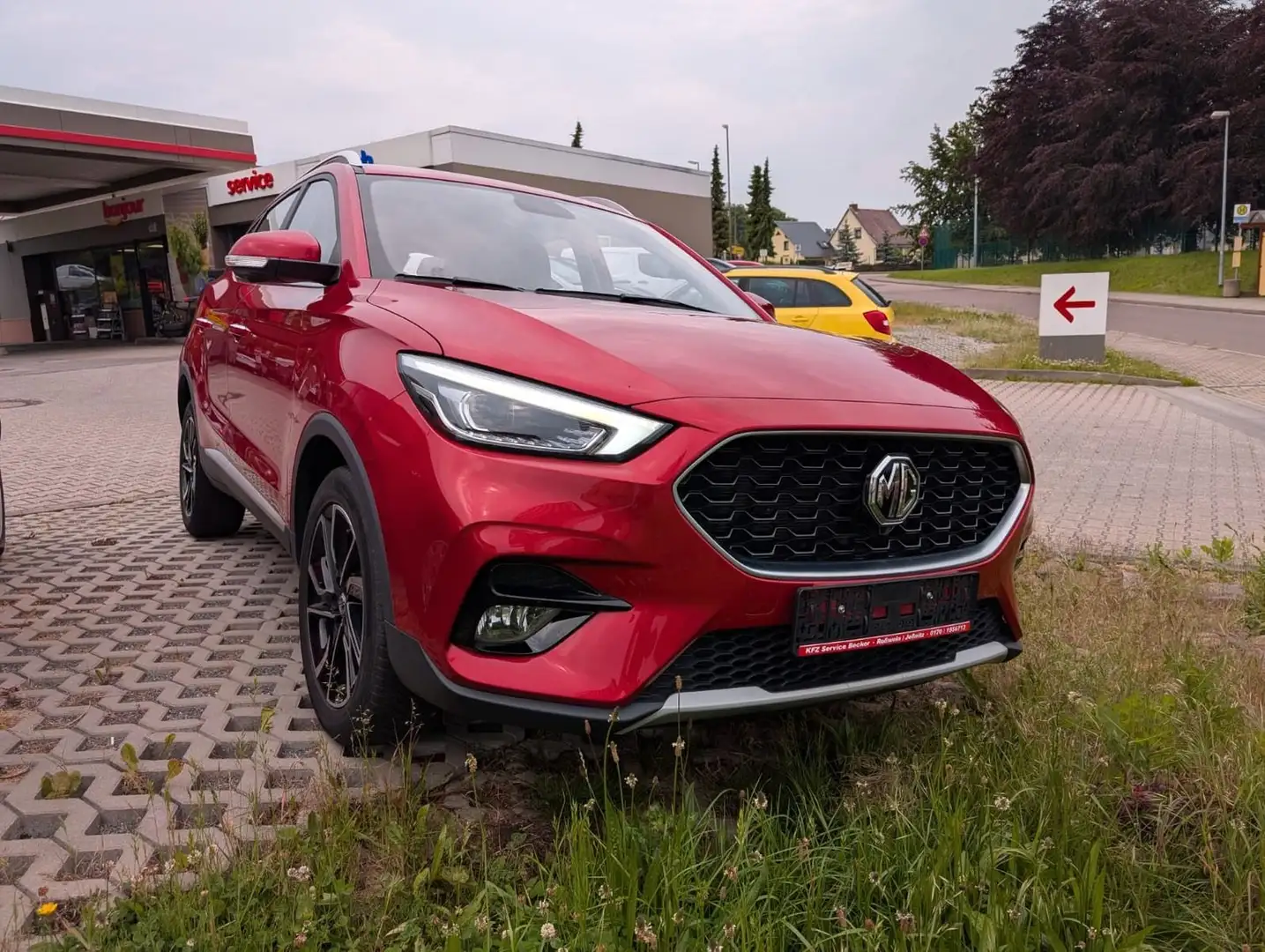MG ZS Luxury Leder el. Sitz Navi DAV LED Alu voll! Rot - 2