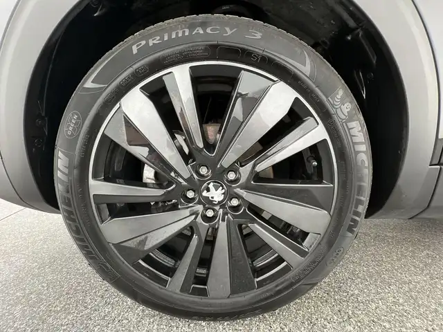 Peugeot 3008 view 6