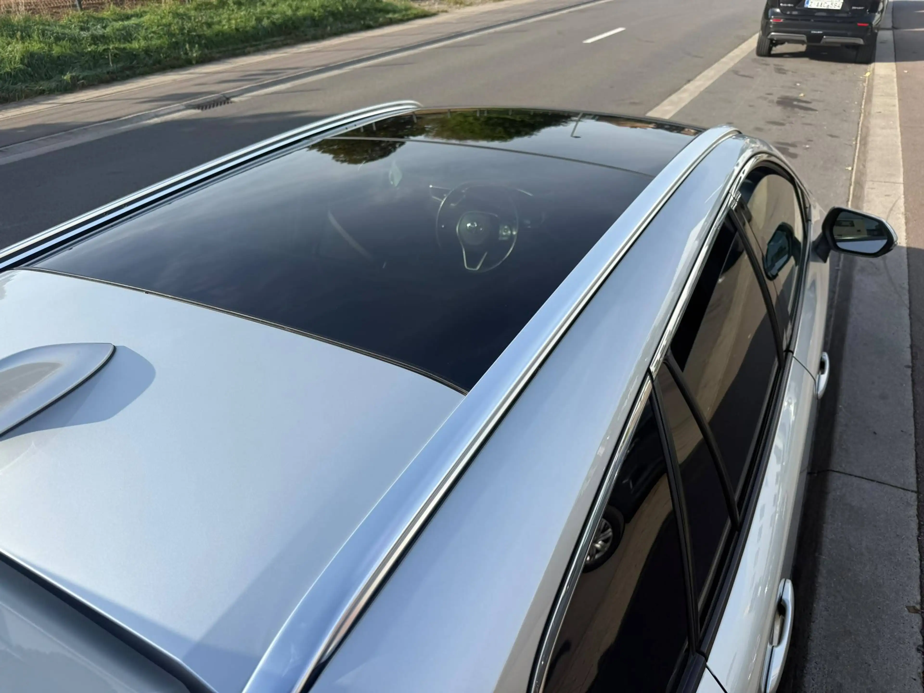 Toyota Corolla Corolla SW Hybrid 2.0 Premium e-CVT — photo 13