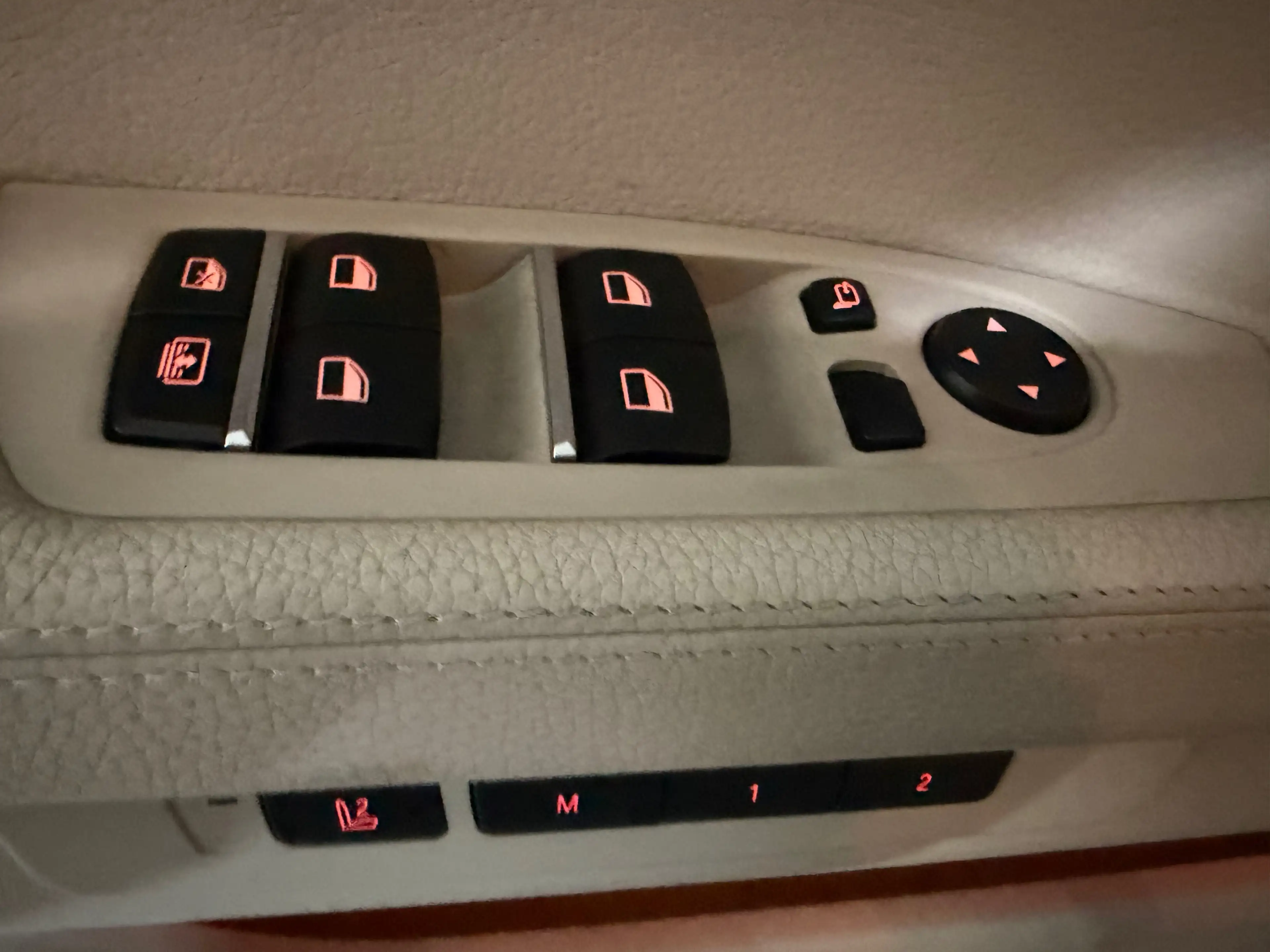 BMW 740 740 dA — photo 15
