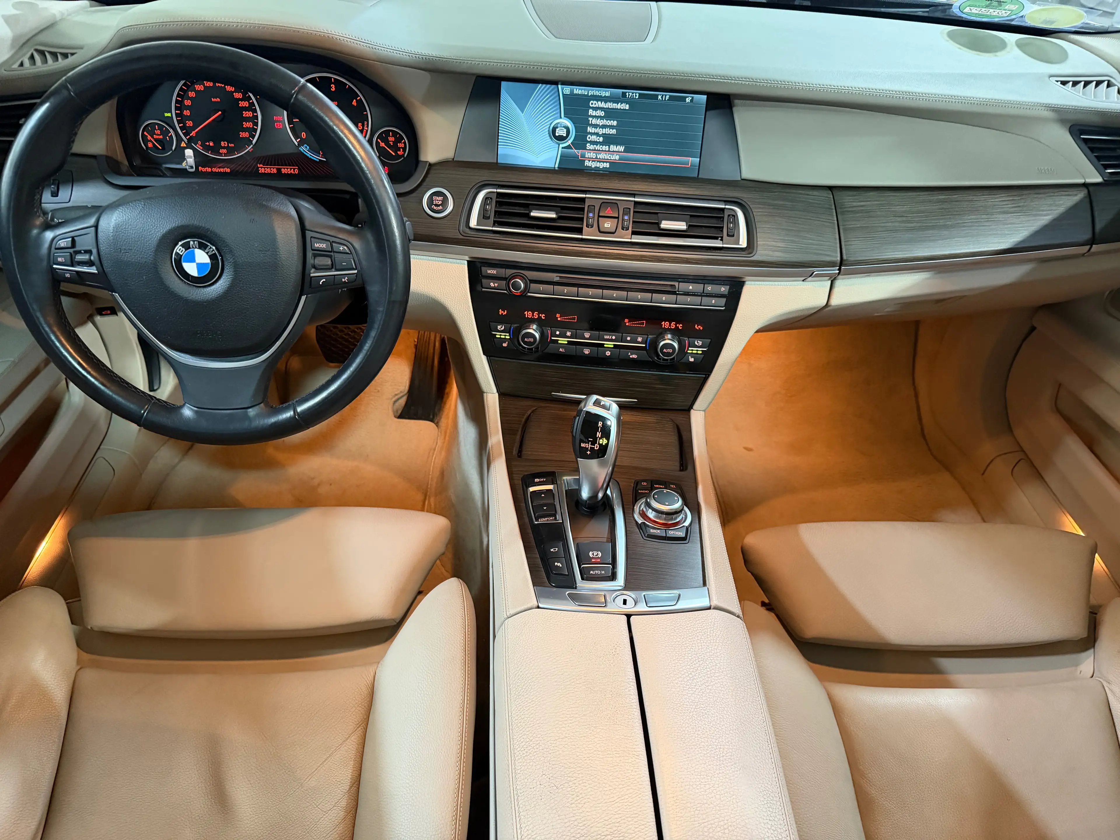 BMW 740 740 dA — photo 8
