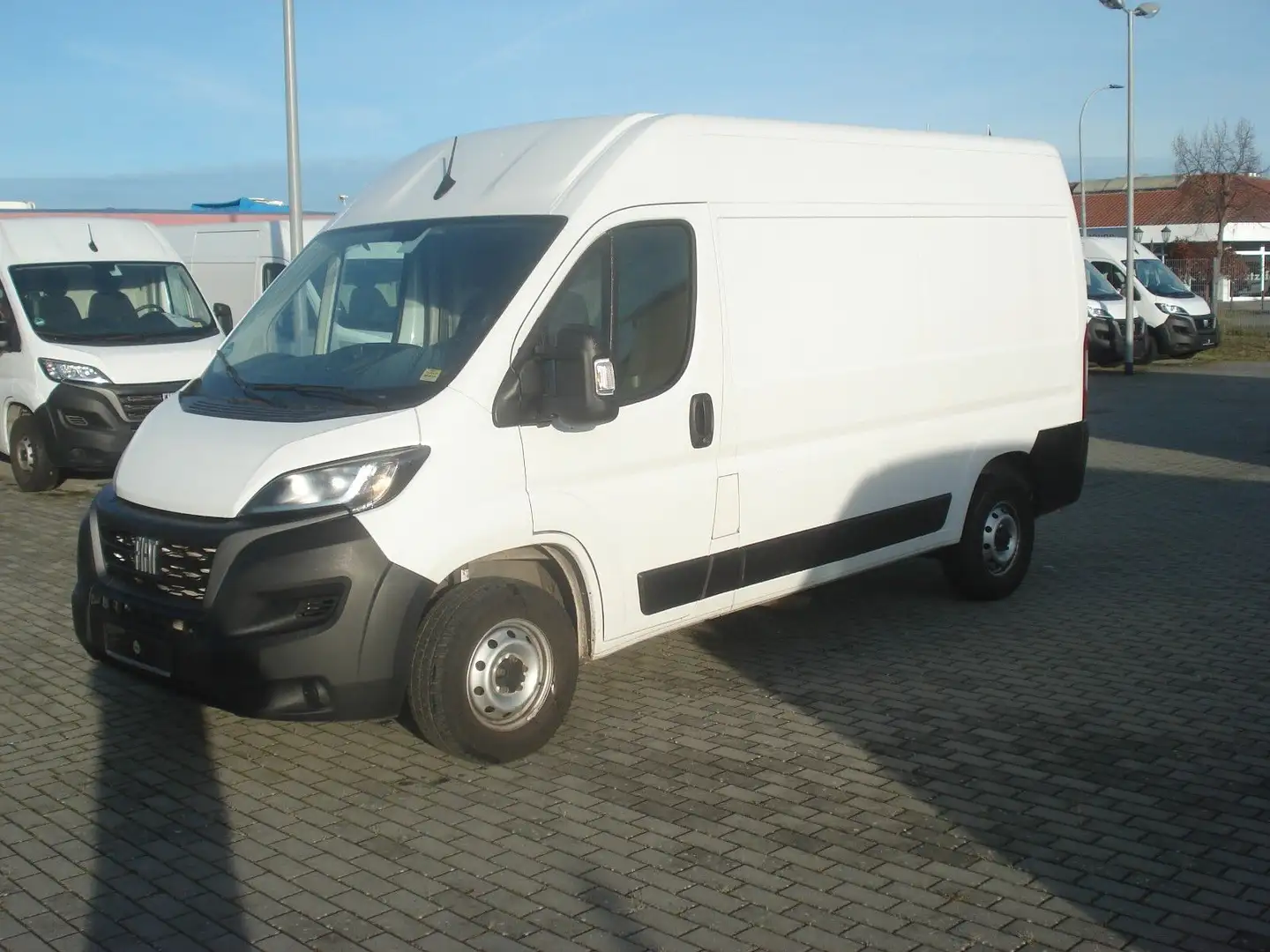 Fiat Ducato Hochr.-Kasten 33 120 L2H2 52400Km Klima Weiß - 1