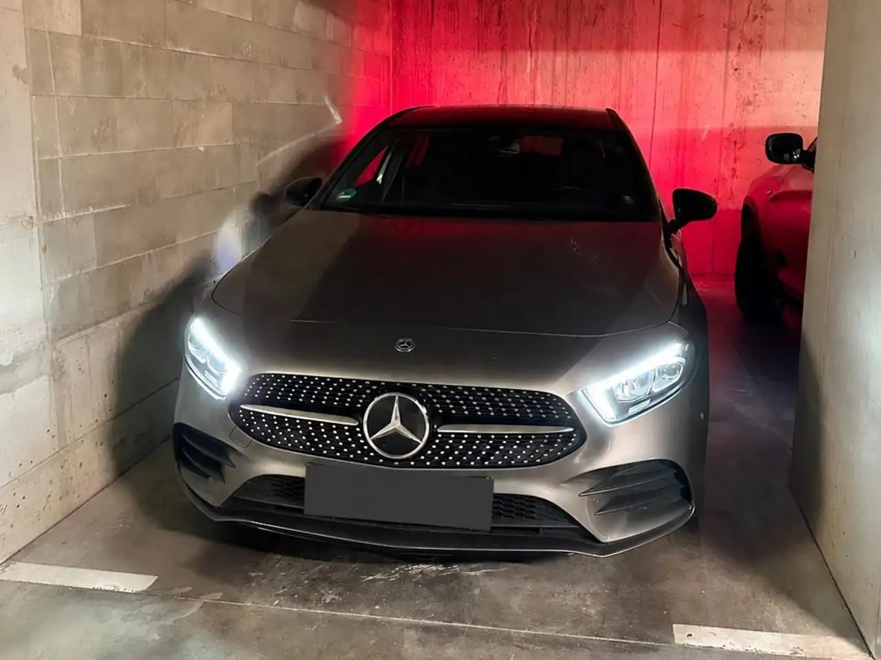Mercedes-Benz A 180