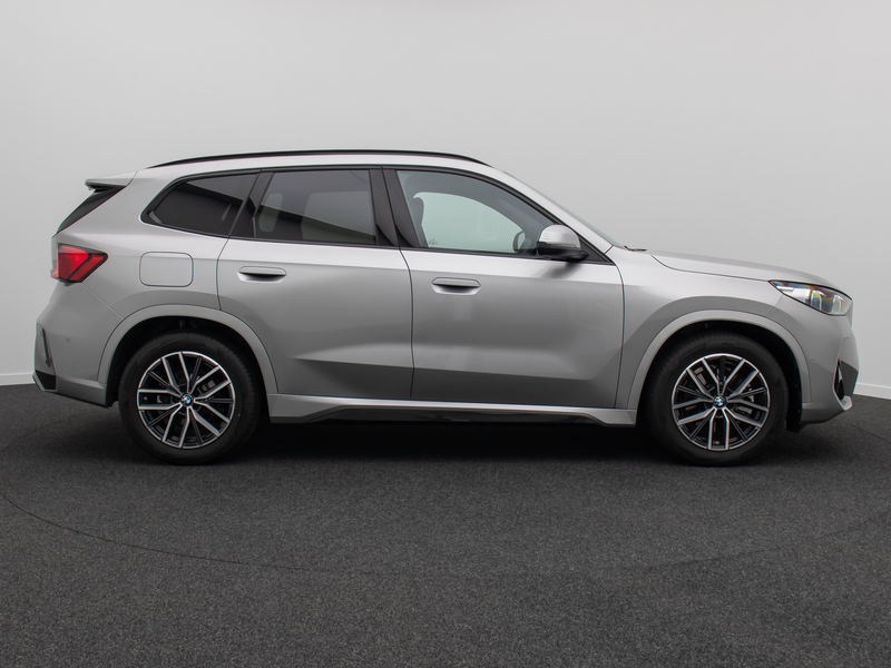 BMW X1 M Sport DAB Kamera H K Panorama 18Zoll — photo 5