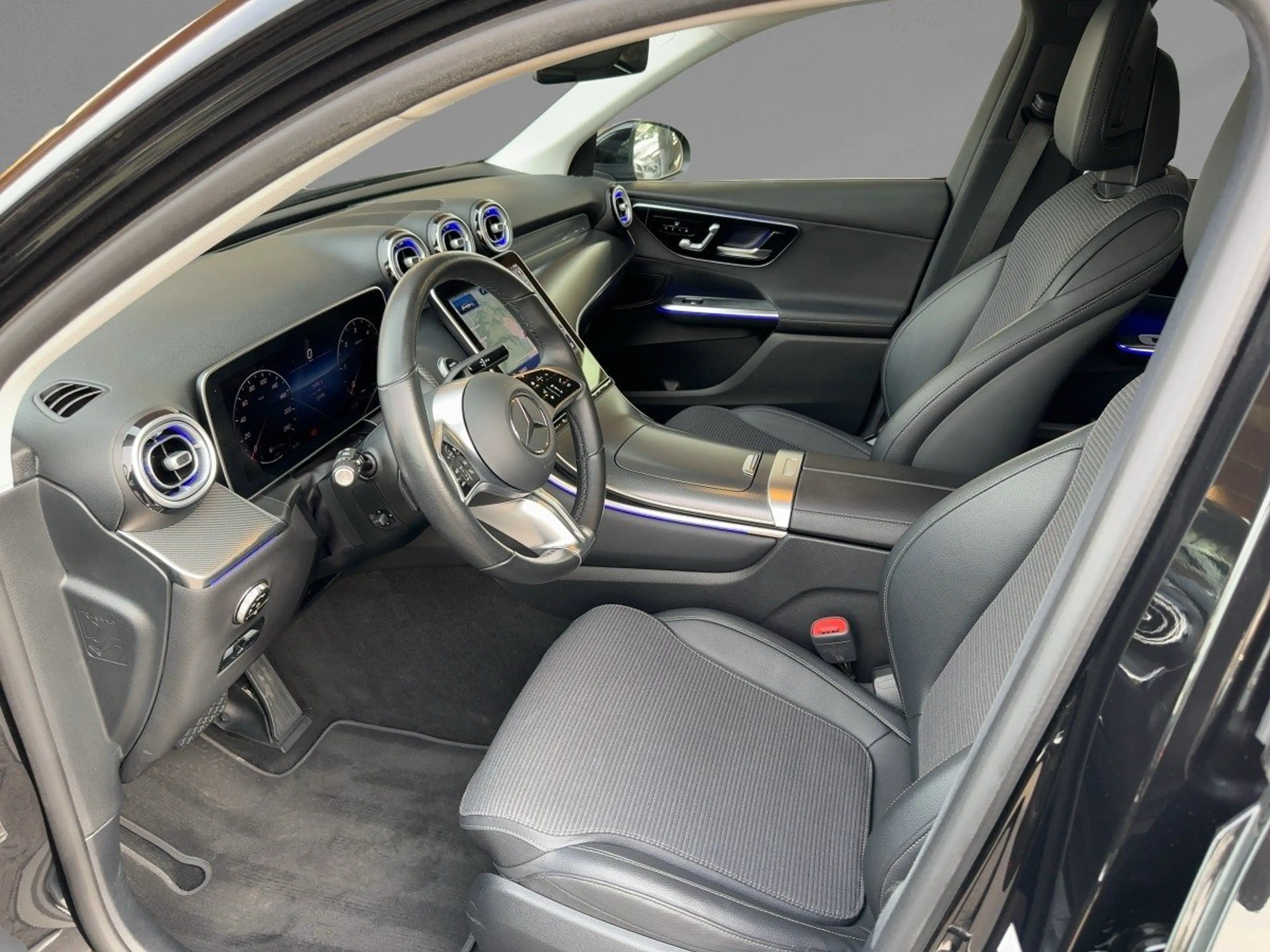 Mercedes-Benz GLC 220 d 4M AVANTGARDE NP:74.832 DISTR LRHZG AHV — photo 8