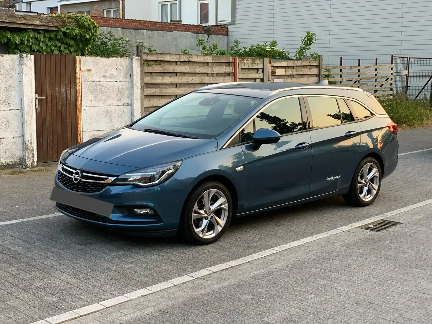 Opel Astra Astra 1.6 D (CDTI) Start/Stop Sports Tourer Select Bleu - 1