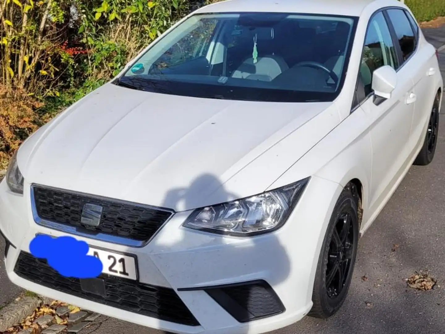 SEAT Ibiza Ibiza ST 1.0 MPI CONNECT Weiß - 2