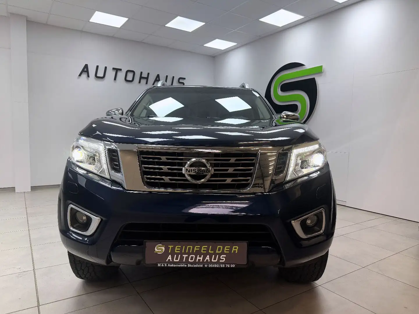 Nissan Navara NP300 N-Connecta Double Cab 4x4 / 360 ° Blau - 2