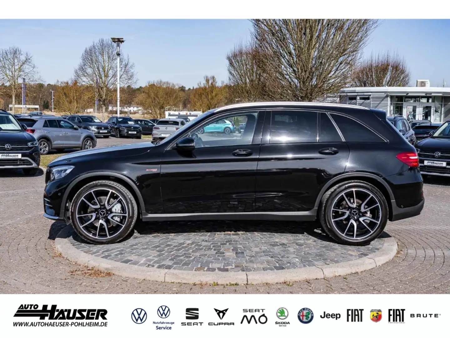 Mercedes-Benz GLC 43 AMG 4Matic KAMERA PARK TEMPOMAT LED Černá - 2
