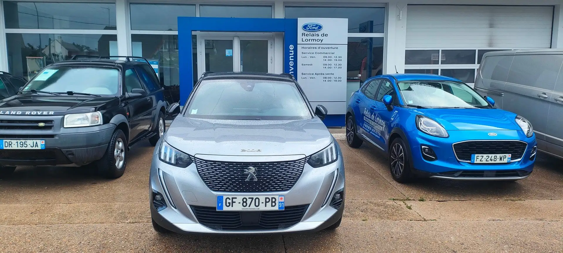 Peugeot 2008 Moteur électrique 136 ch GT Gris - 1