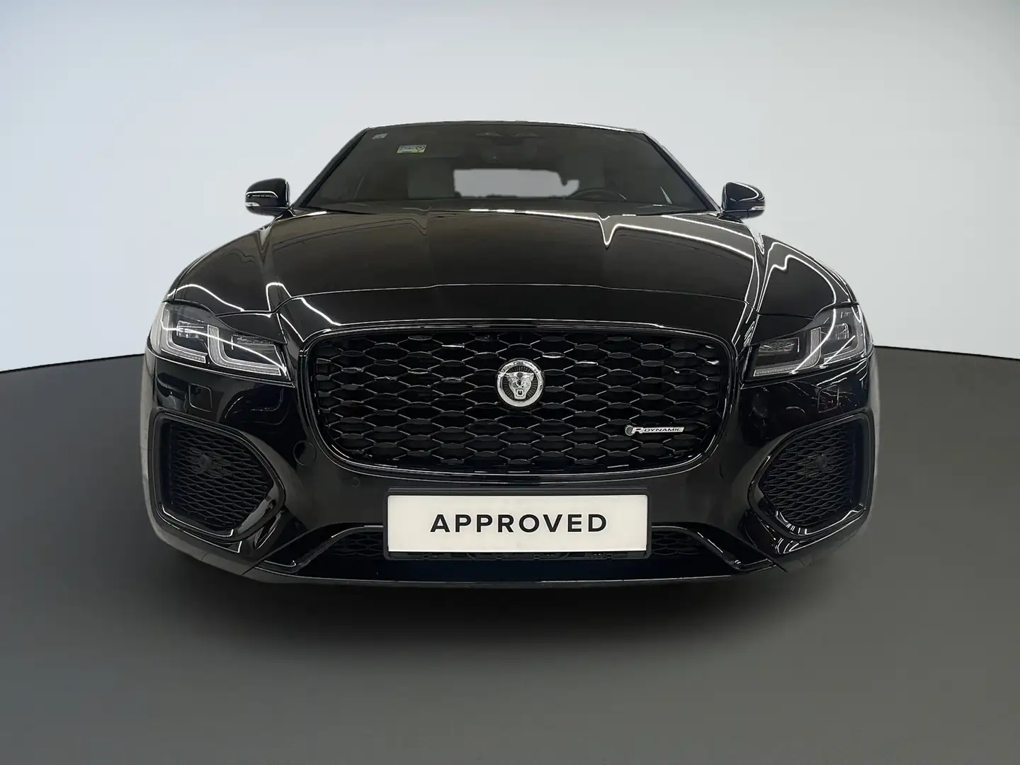 Jaguar XF R-DYNM SE 2.0 204HP A8 MHEV - 2
