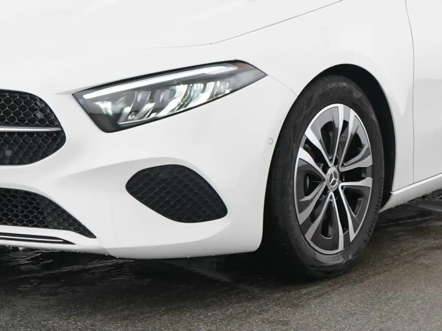 Mercedes-Benz A 180 A 180 PROGRESSIVE+VOR-DISTR+360+AMBI+LENKHZ+TWA+ Blanc - 2