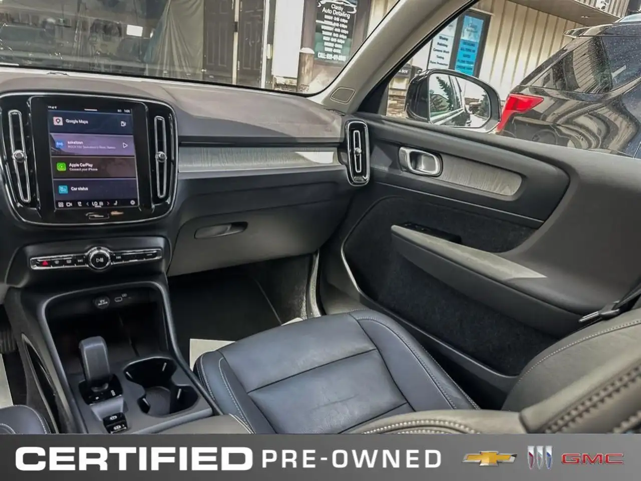 Volvo XC40 снимка Volvo XC40