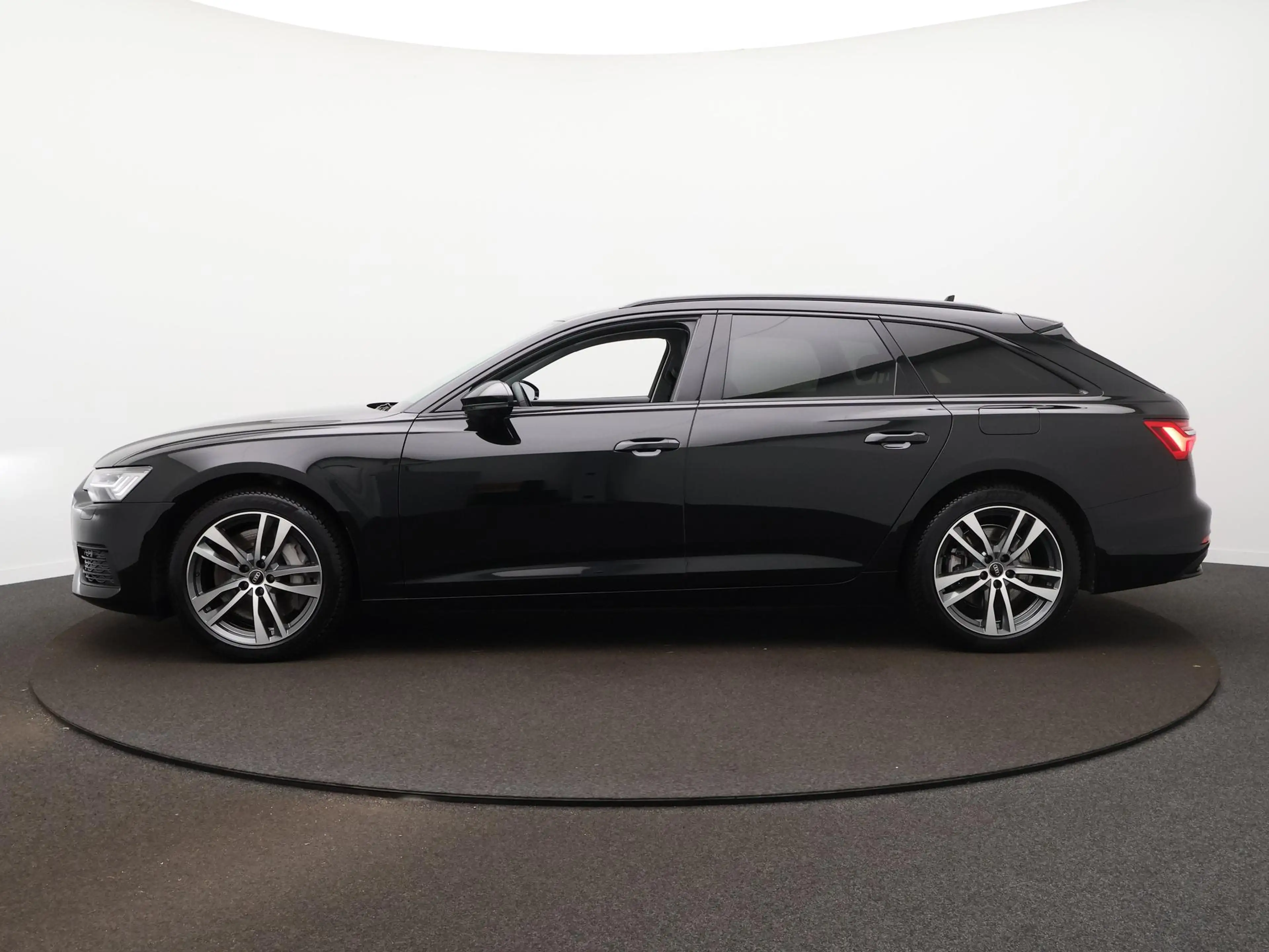 Audi A6 Avant 50 TFSI e quattro Business edition | ACC | N — photo 8