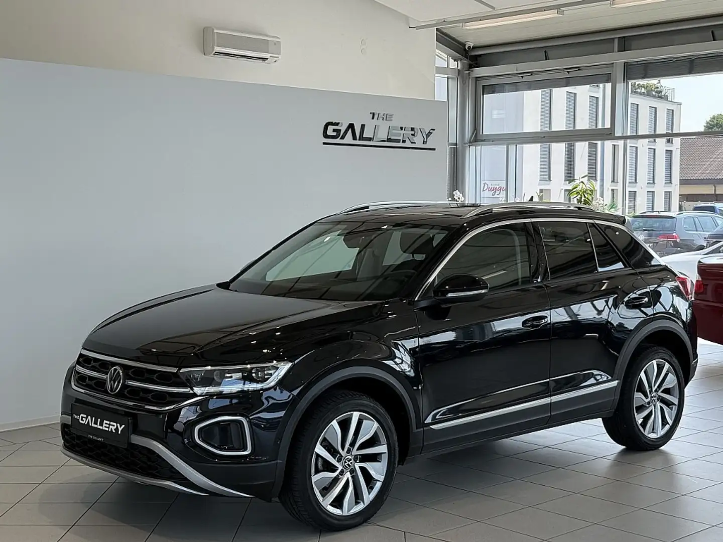 Volkswagen T-Roc 1,5 TSI ACT Style DSG*Spur*Kamera*LED*Massage*T... Zwart - 2