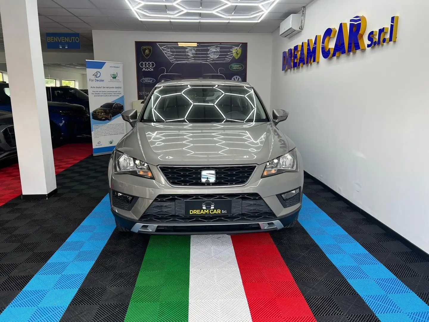 SEAT Ateca 1.6 TDI Reference Gris - 2