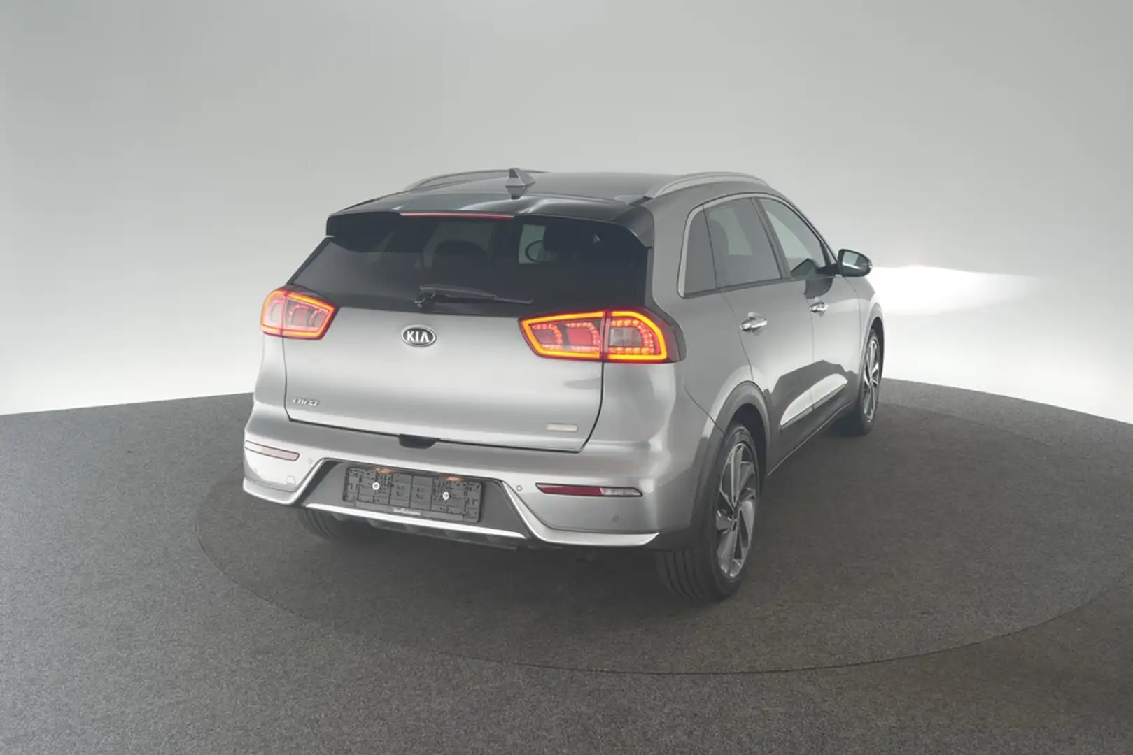 Kia Niro 16 Hybrid DSG Spirit Geschw.Regelanlage ACC Grau - 2