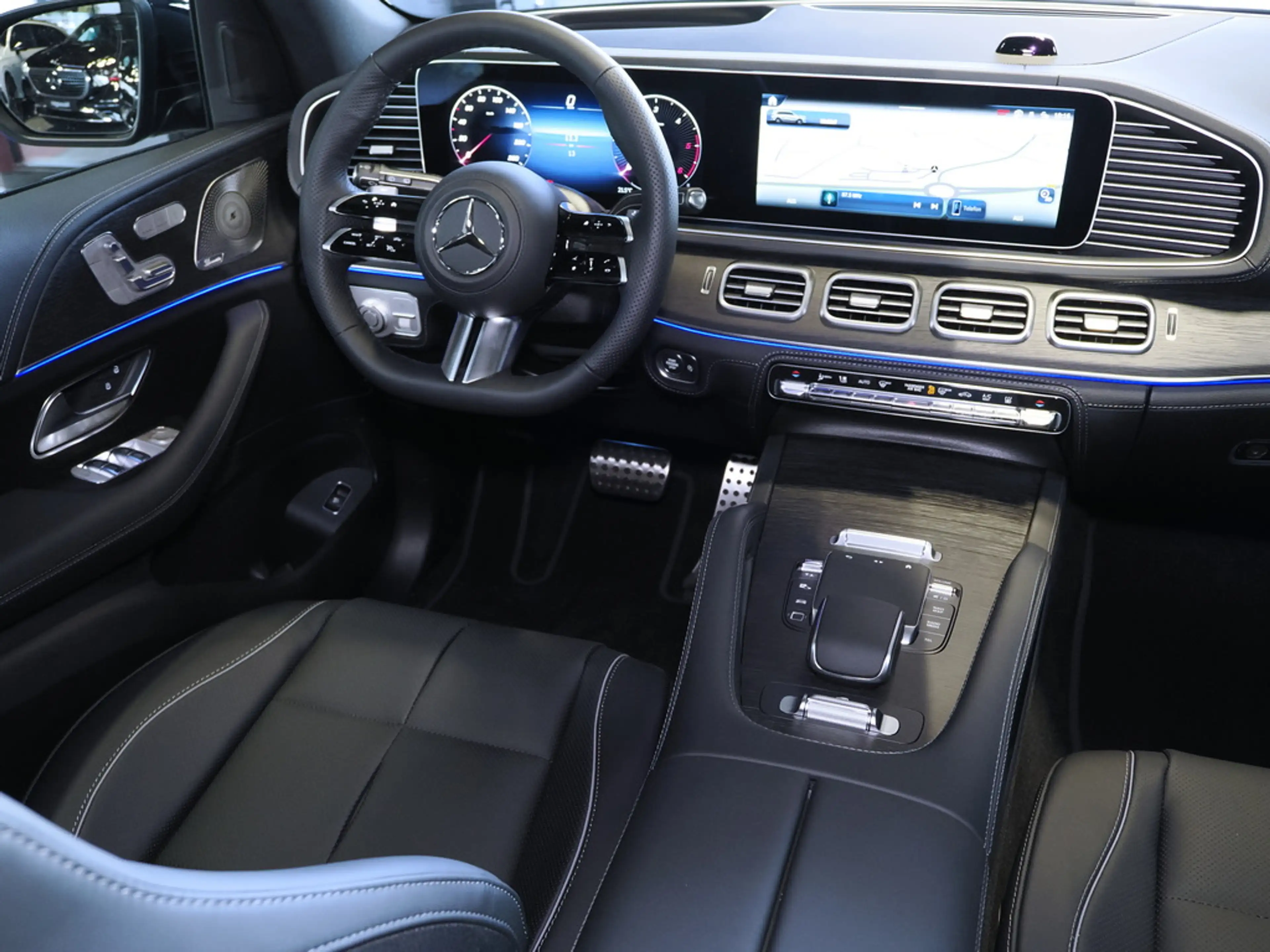 Mercedes-Benz GLS 450 d 4M AMG NIGHT PANO AHK STANDH.  HUD 23Z — photo 9