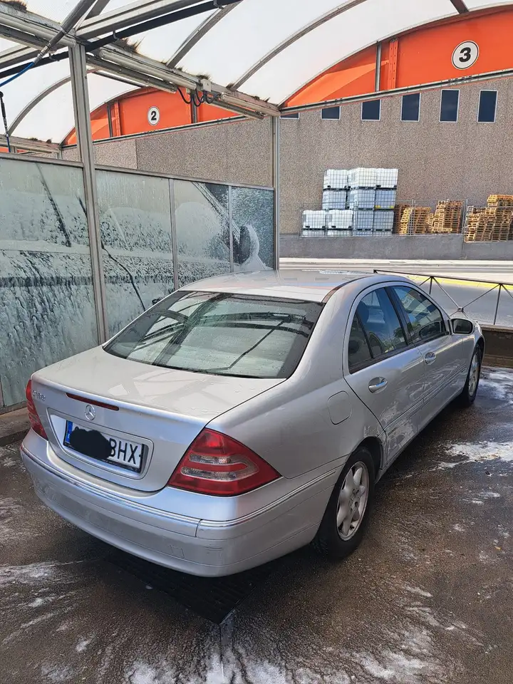 Mercedes-Benz C 180 Elegance, foto 2
