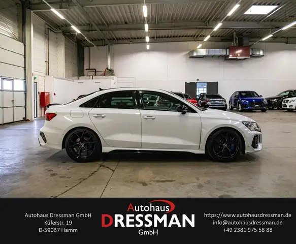 Audi RS3 view 4