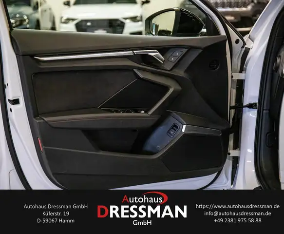 Audi RS3 view 9