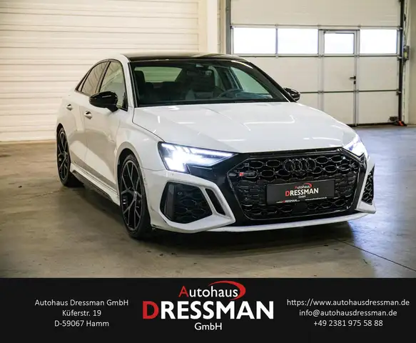 Audi RS3 view 3
