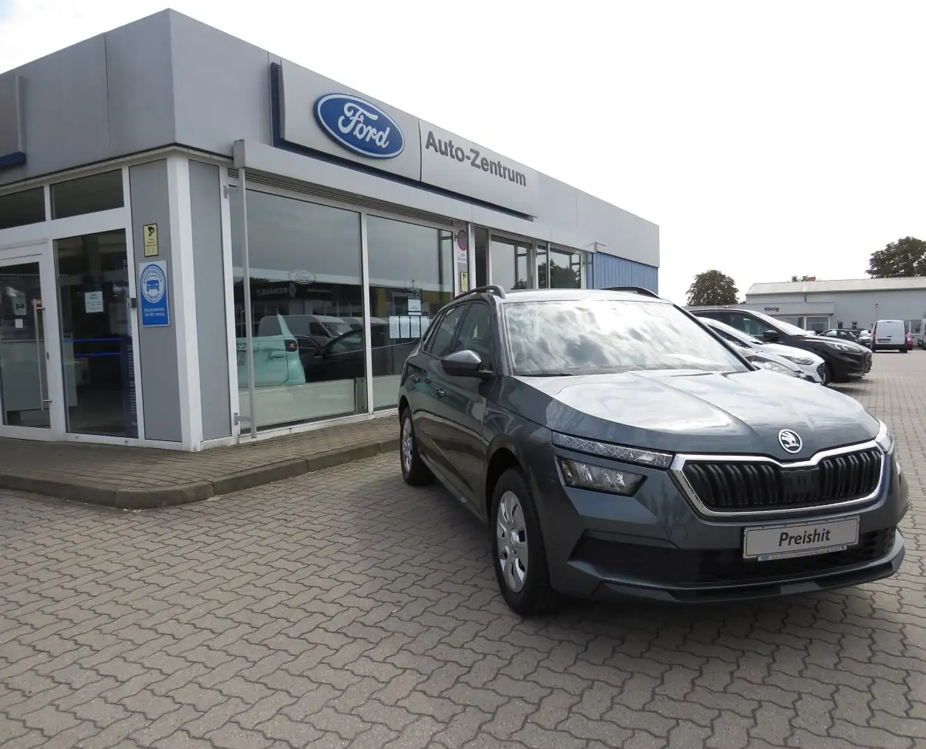 Skoda Kamiq Active Grau - 2