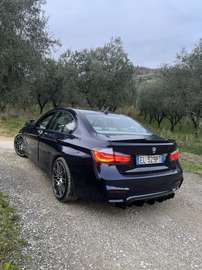 328i