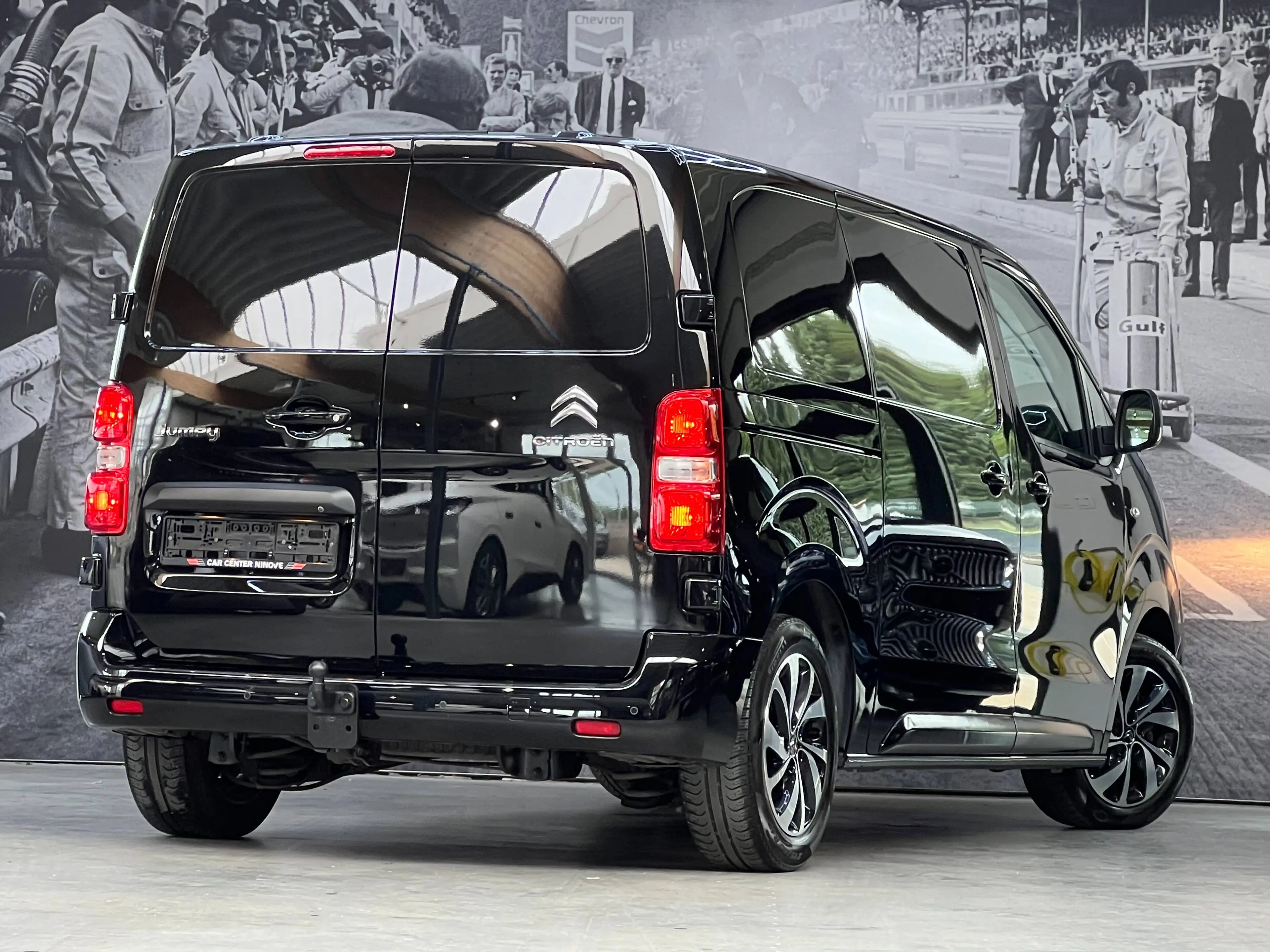 Citroen Jumpy 2.0 HDI / FULL BLACK / APP CAR-PLAY — photo 12
