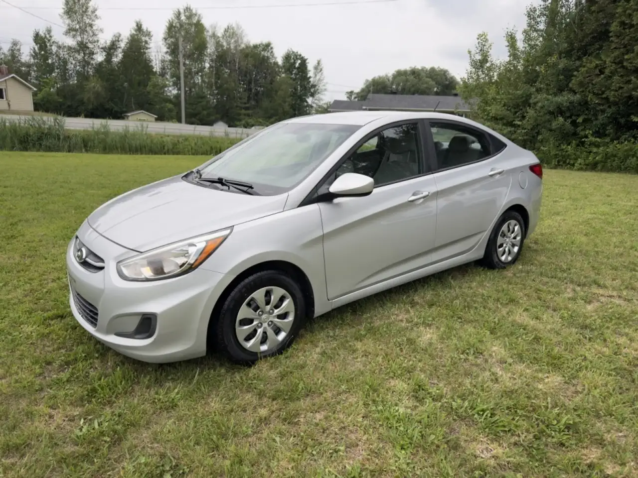 Hyundai ACCENT fotografie Hyundai ACCENT