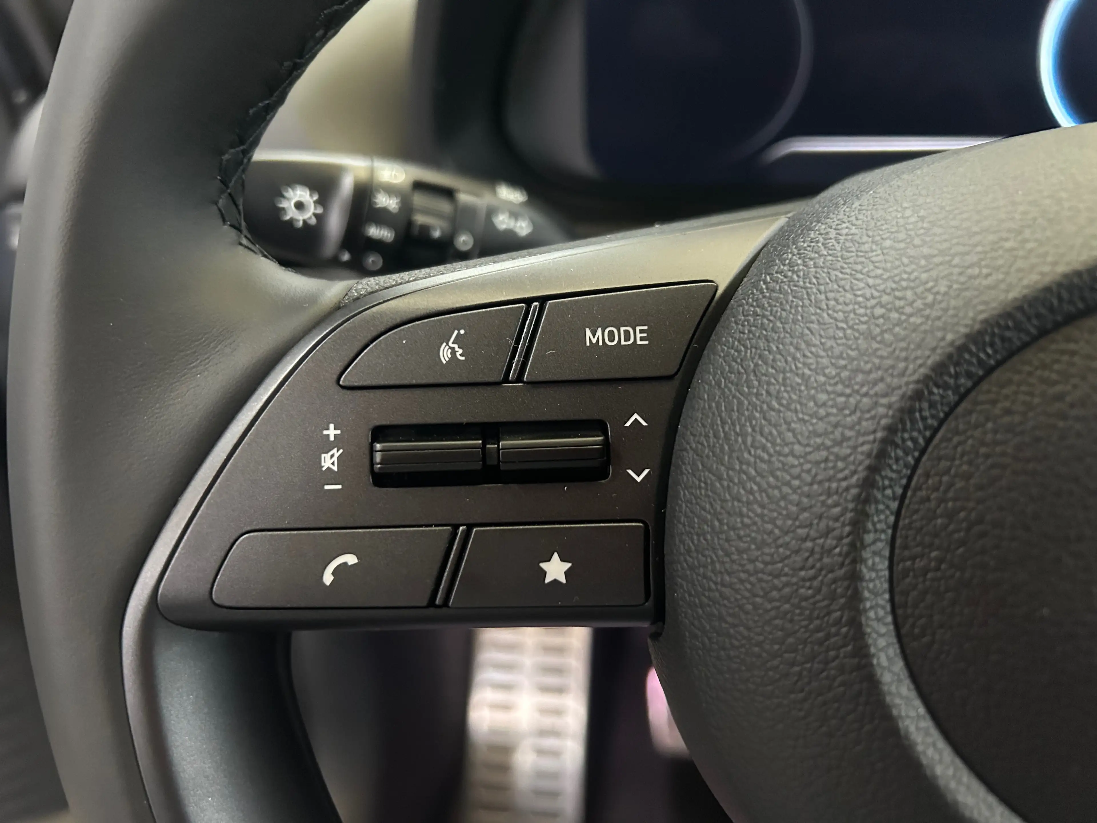 Hyundai BAYON TECHNO 1.0 T-GDi 90CV - NEUVE - STOCK - 0KM — photo 14