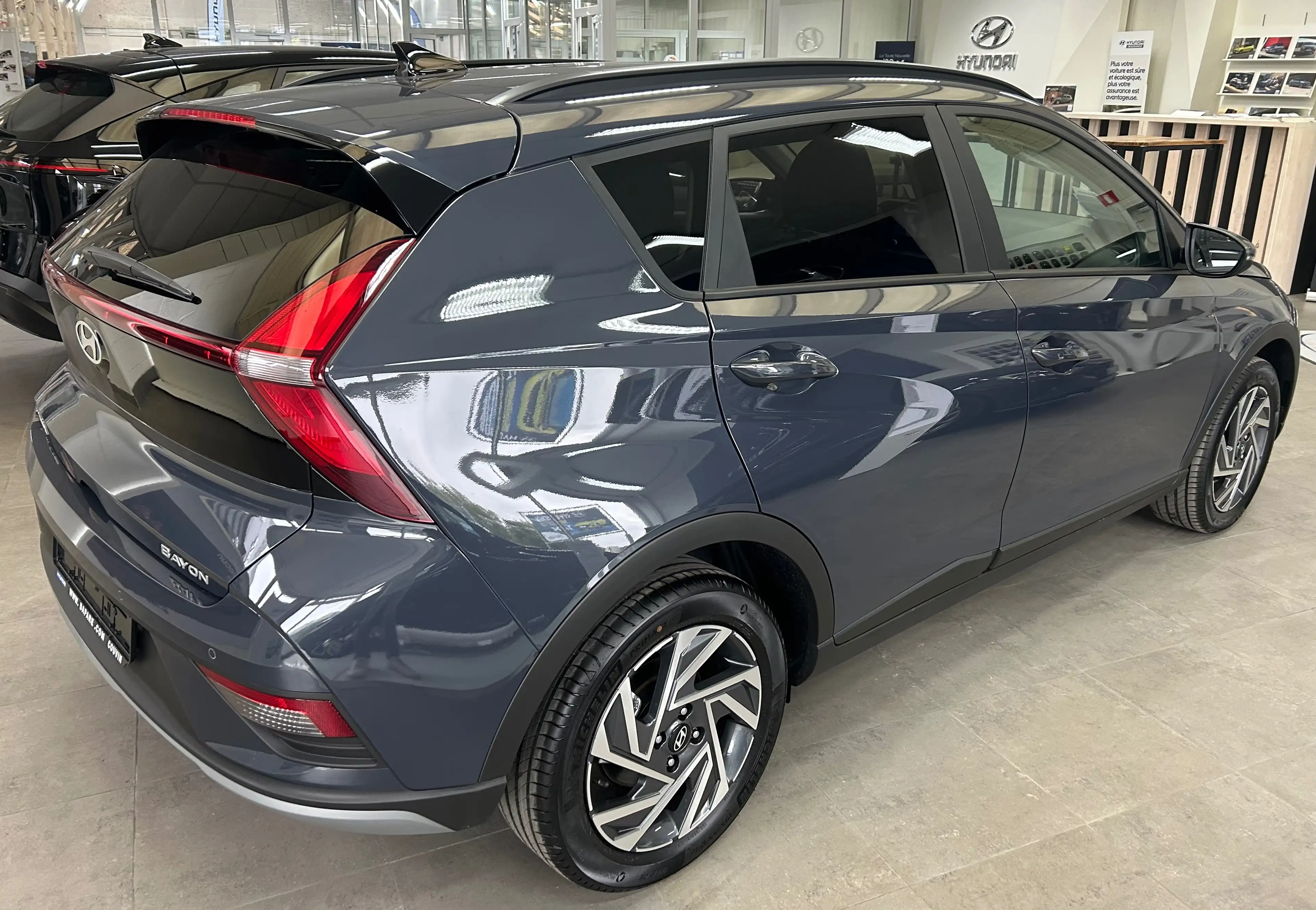 Hyundai BAYON TECHNO 1.0 T-GDi 90CV - NEUVE - STOCK - 0KM — photo 6