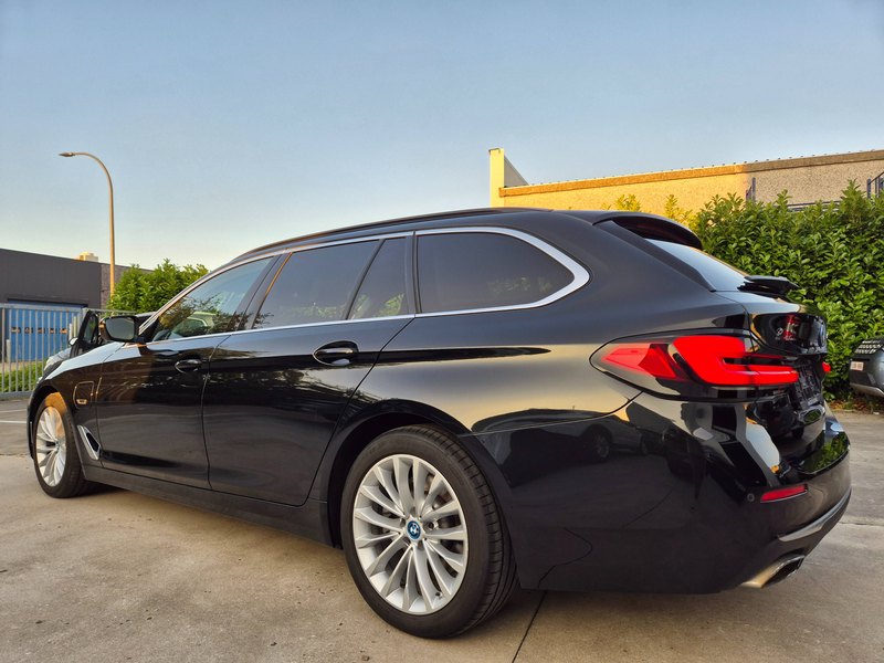 BMW 520 eA Touring / LUXURY LINE / PHEV HYBRID / 2022 ! — photo 6