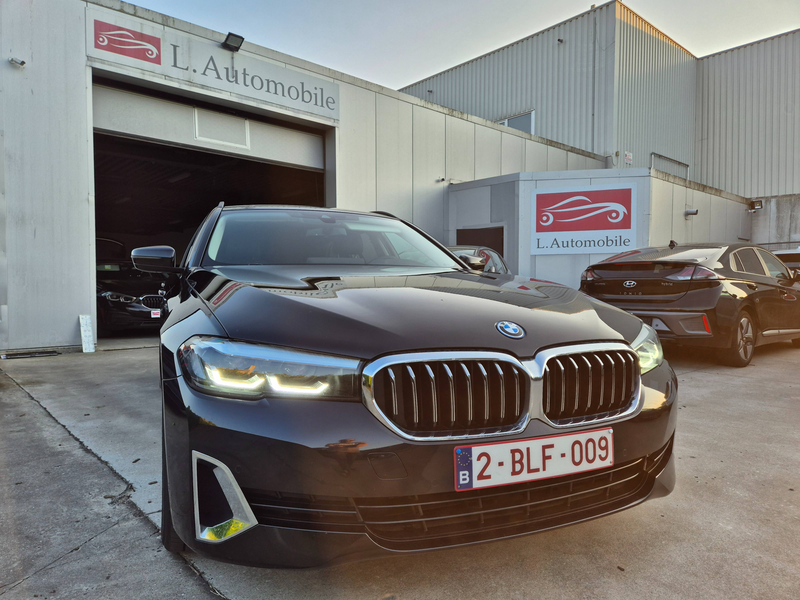 BMW 520 eA Touring / LUXURY LINE / PHEV HYBRID / 2022 ! — photo 13