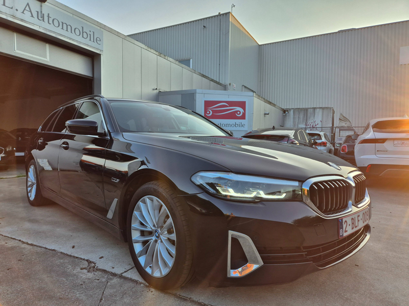 BMW 520 eA Touring / LUXURY LINE / PHEV HYBRID / 2022 ! — photo 11