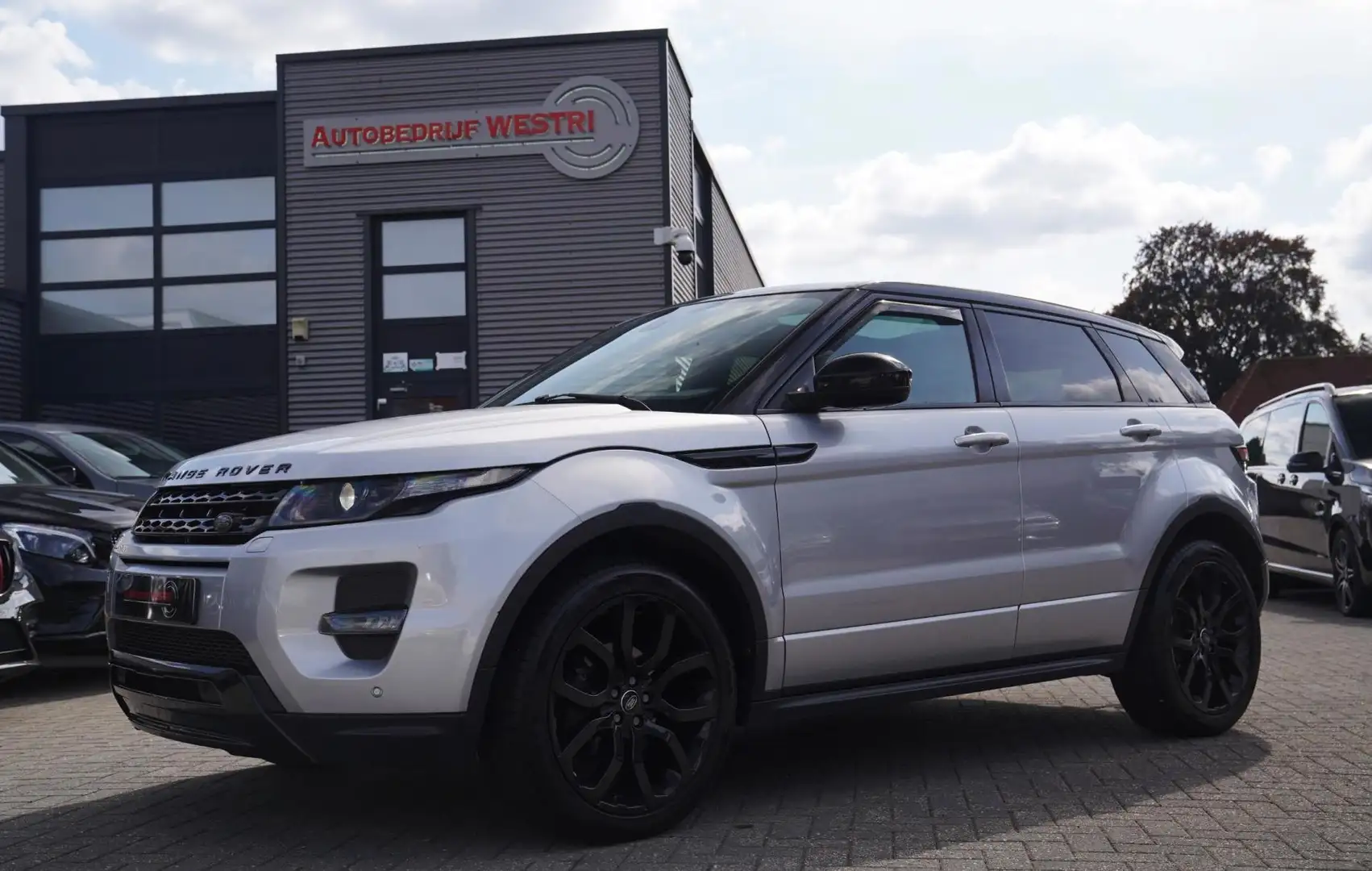 Land Rover Range Rover Evoque 2.2 TD4 4WD Dynamic | Panorama | Trekhaak | Luxe L Gris - 1