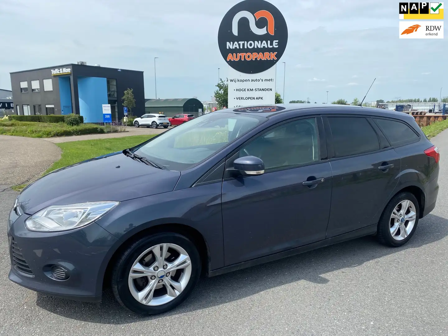 Ford Focus Wagon 2013 * 1.6 TDCI ECOnetic Lease Trend * LMV * Grijs - 1