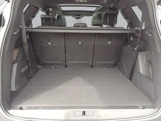 Peugeot 5008 view 7