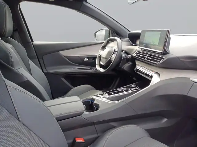 Peugeot 5008 view 11