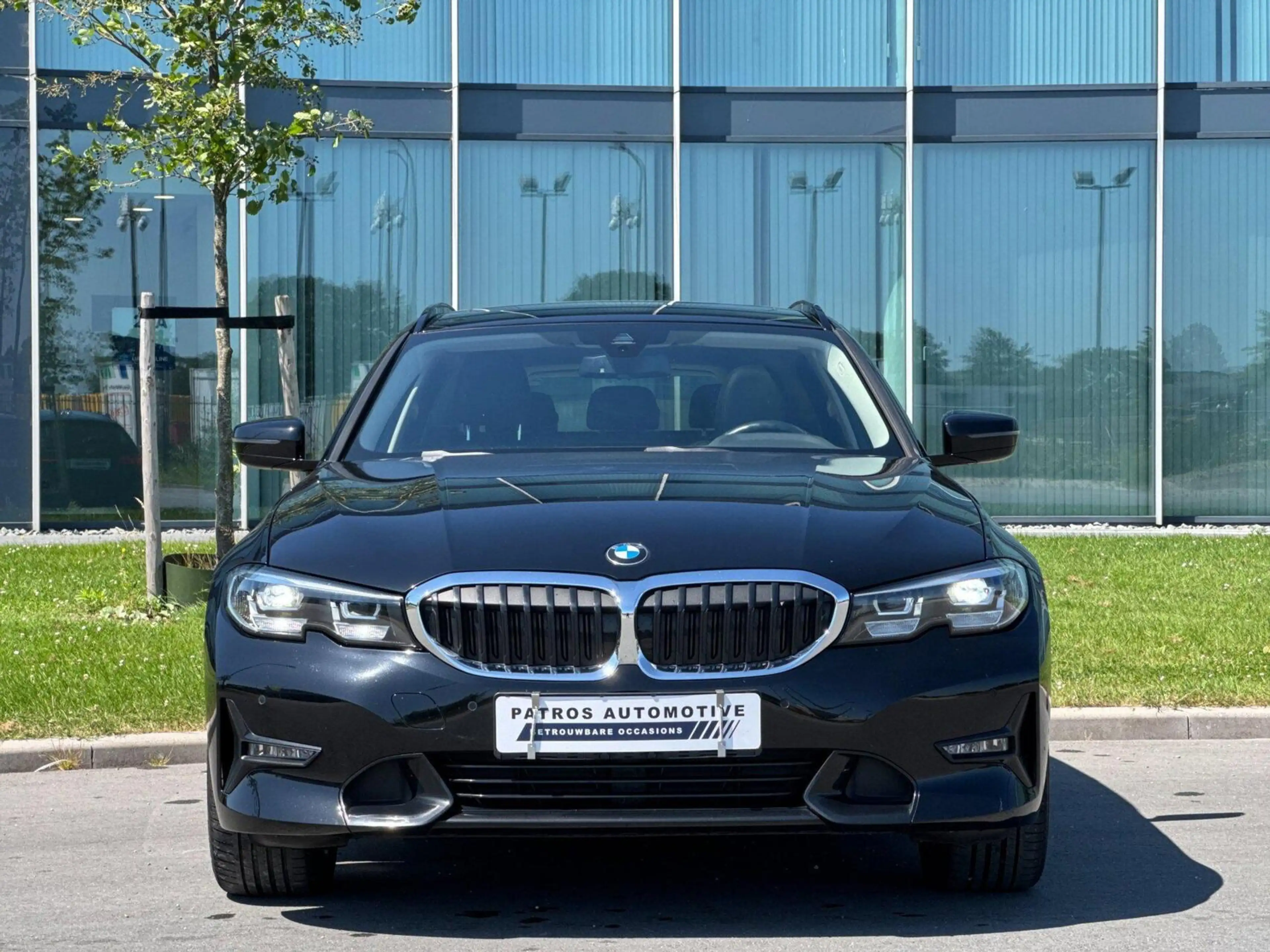 BMW 320 3-serie Touring 320e Sport Line PHEV // Panorama D — photo 4
