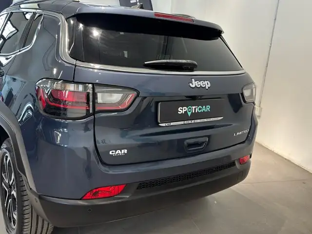 Jeep Compass view 5