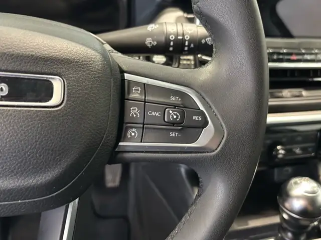 Jeep Compass view 14