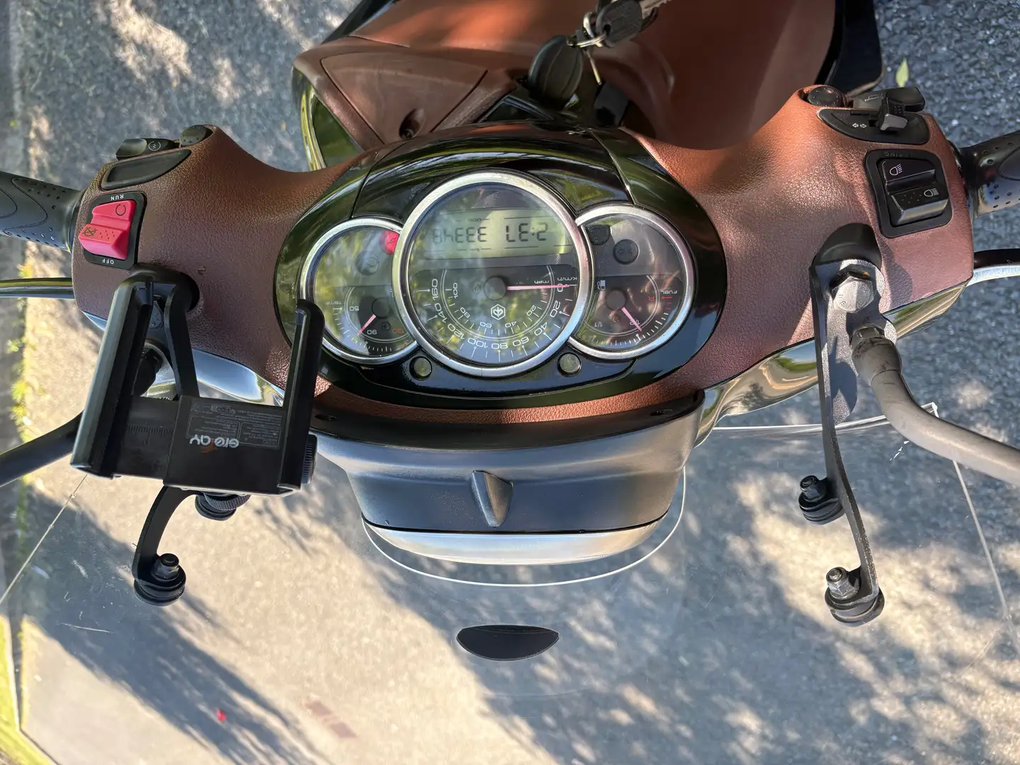 Piaggio Beverly 300 Zöld - 2