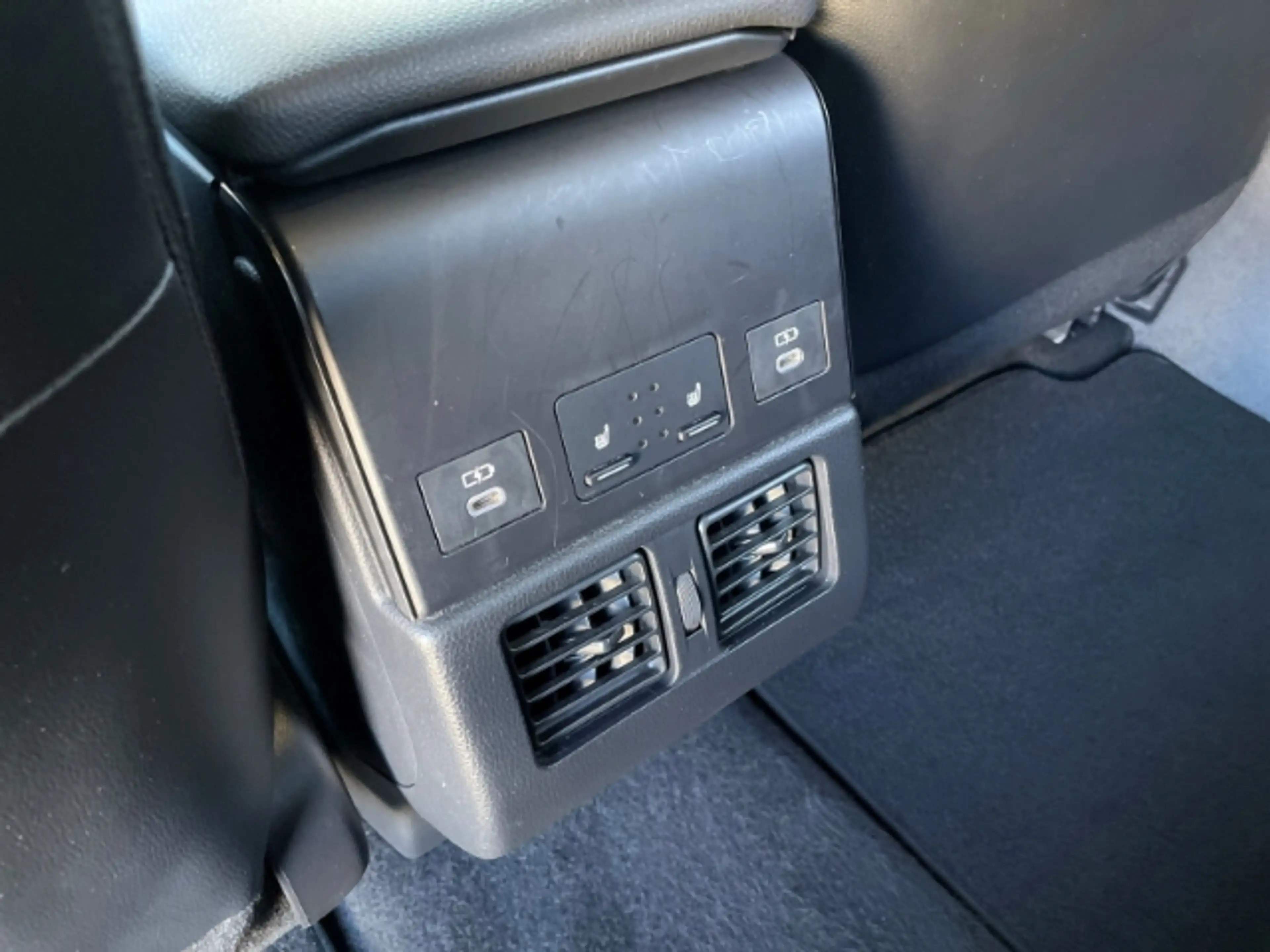 Subaru Solterra Elektro, Platinum AWD, Navi, Sitzheizung — photo 9