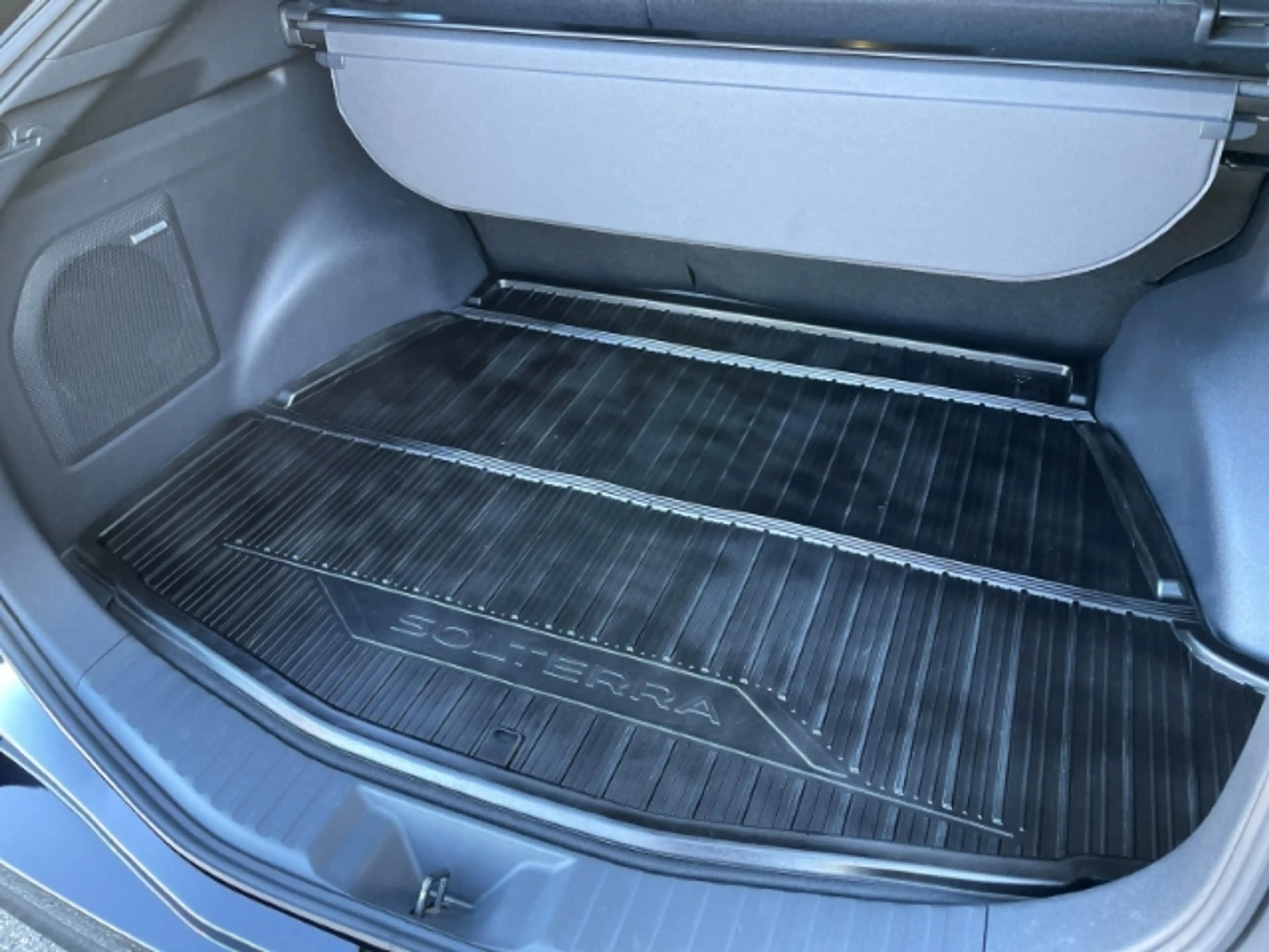 Subaru Solterra Elektro, Platinum AWD, Navi, Sitzheizung — photo 6
