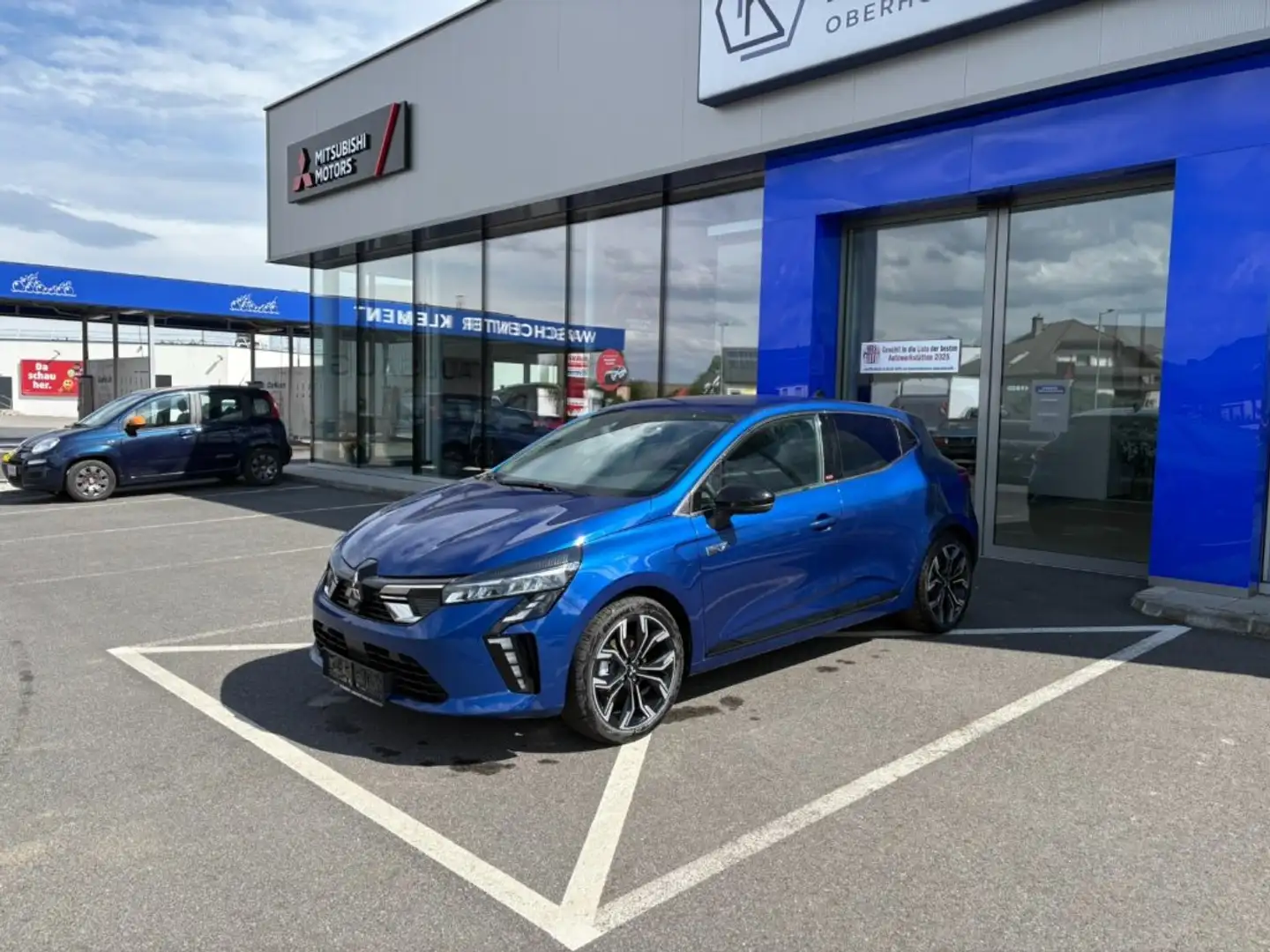 Mitsubishi Colt YUKI Intense 1,6 HEV Schwarz - 1